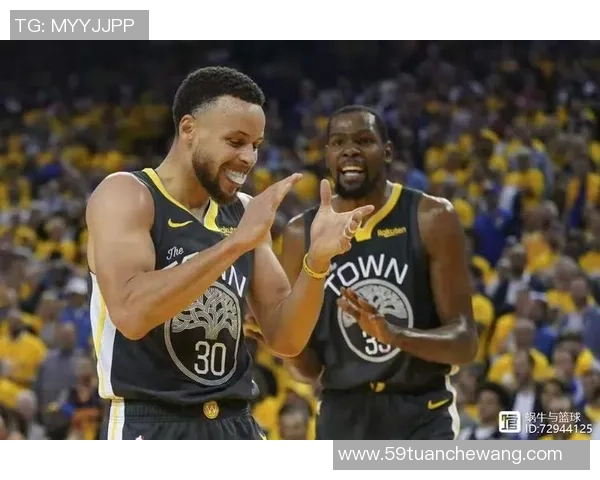 深入分析广州篮球队包夹战术的优势与应用技巧 深入分析广州篮球队包夹战术的优势与应用技巧