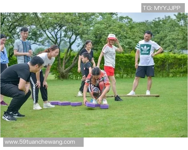 深圳足球明星阵容揭秘球场上的璀璨星光与激情对决 深圳足球明星阵容揭秘球场上的璀璨星光与激情对决