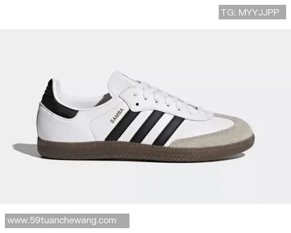 阿迪达斯足球明星战靴助力球员展现巅峰实力与激情对决