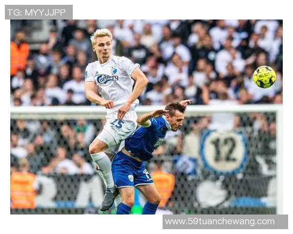 高清足球明星壁垒图片展示让你领略球场风采与激情瞬间 高清足球明星壁垒图片展示让你领略球场风采与激情瞬间