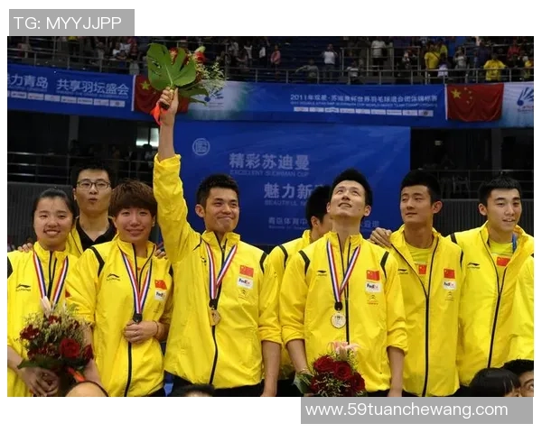 重庆羽毛球队在锦标赛中的表现分析与状态评估 重庆羽毛球队在锦标赛中的表现分析与状态评估