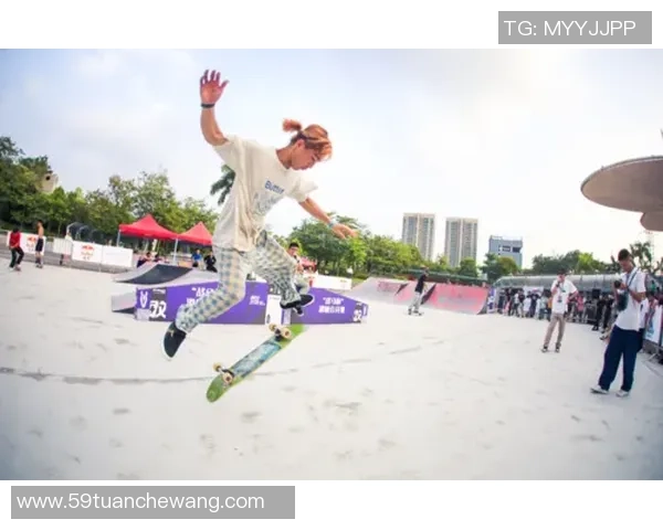 滑板精英赛特别报道：重庆滑板队的逆袭之旅